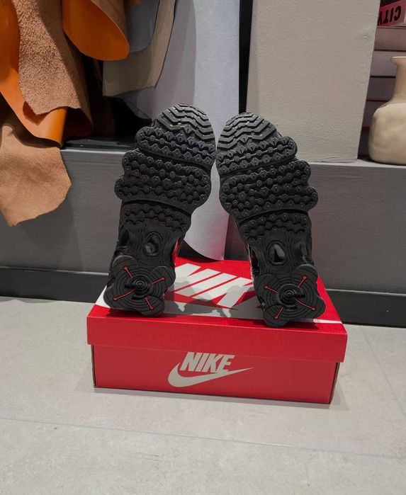 Nike Shox TL Czarny R.40