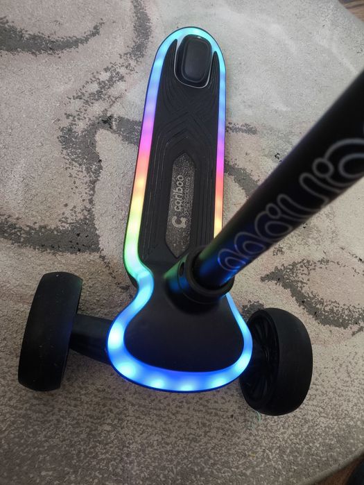 Hulajnoga Cariboo Ledstar