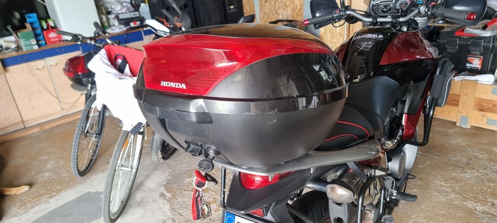 Kufer Centralny Honda