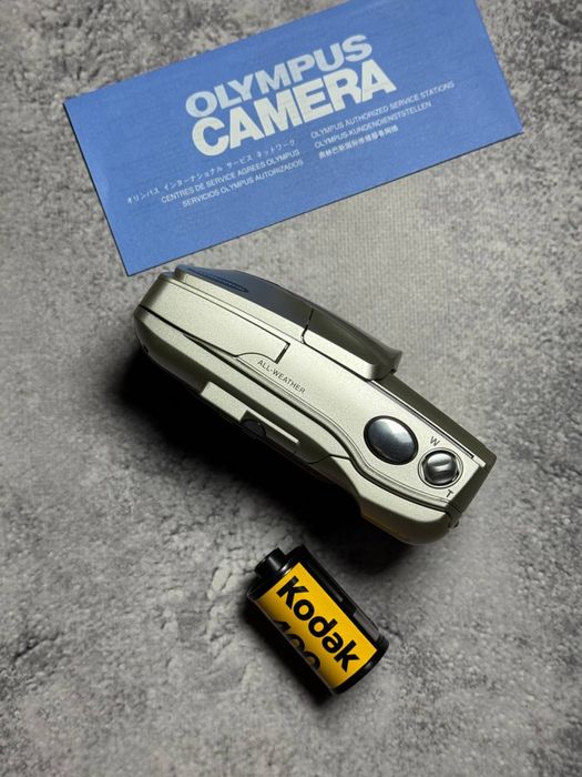 Olympus Mju II ZOOM 115 (погодоустойчивая с функцией quartzdate )