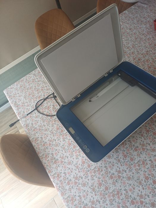 Impressora HP Deskjet 2720 (Multifunções - Jato de Tinta - Wi-Fi - Bluetooth)