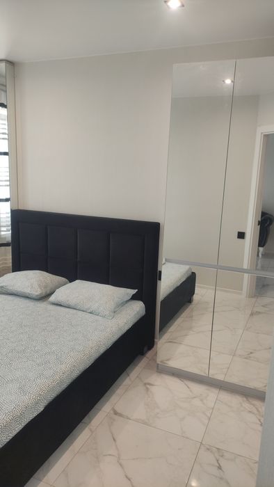 VIP 2-х комн. квартира. Центр. 95 квартал. Новый дизайнерский ремонт