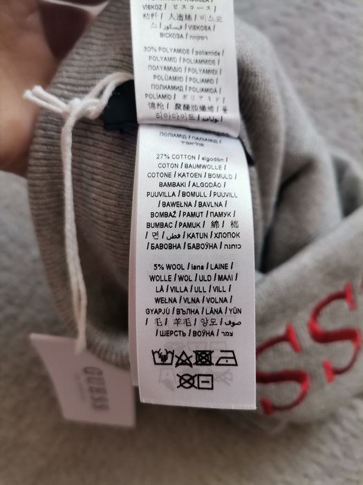 Czapka Guess Szara siwa wiskoza bawełna wełna