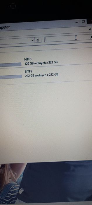 Laptop  dzala z przeznaczeniem na czesci