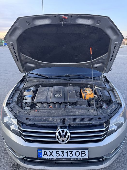 Passat NMS 2012 року 2,5 л 267 тис. км в топовій комплектації