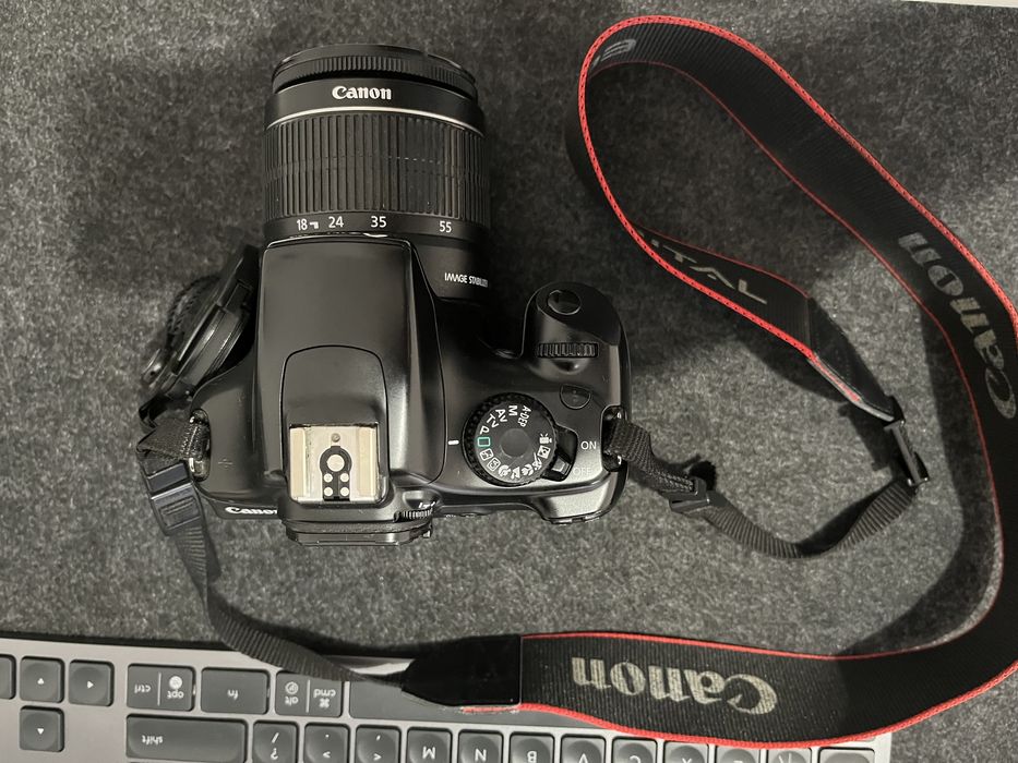 Canon EOS 1100 - MUITO NOVA