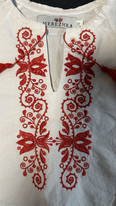 Вишиванка на дівчинку 98-104