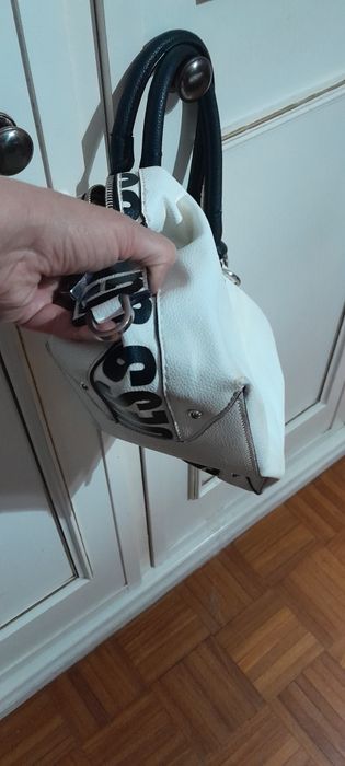 Mala branca e preta original da guess