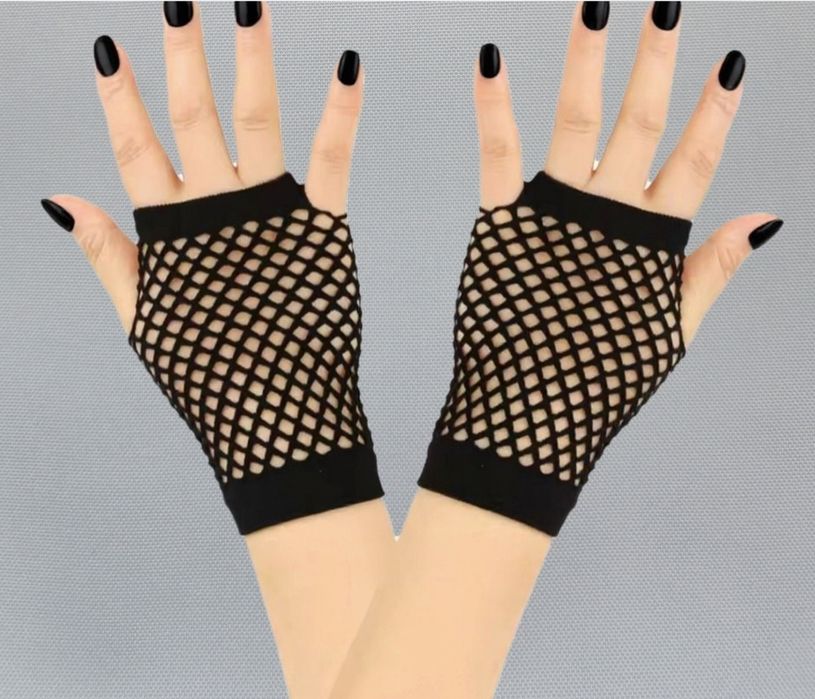 krótkie czarne rękawiczki kabaretki bez palców