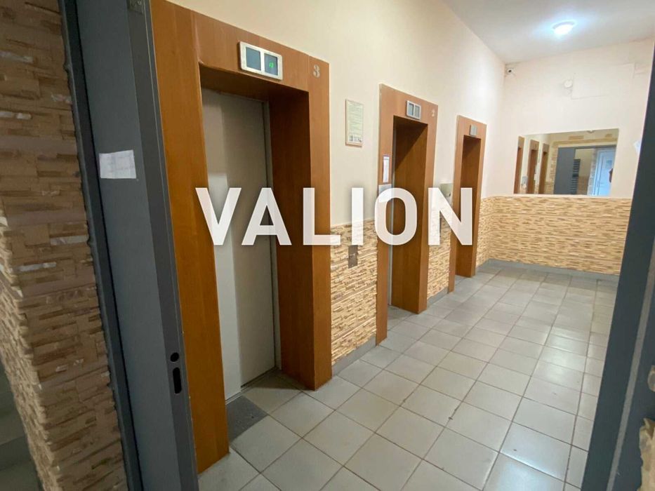 Без% Продаж 1 кімнатної квартири студії вул. Саперно Слобідська 22