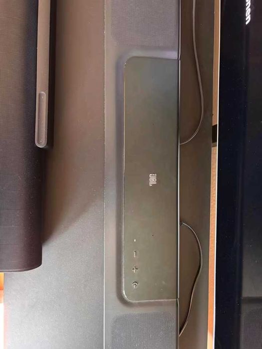 JBL Bar 1300 z subwooferem