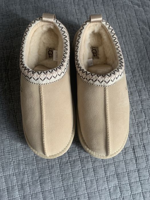UGG sand tazz39 new never used only shipping