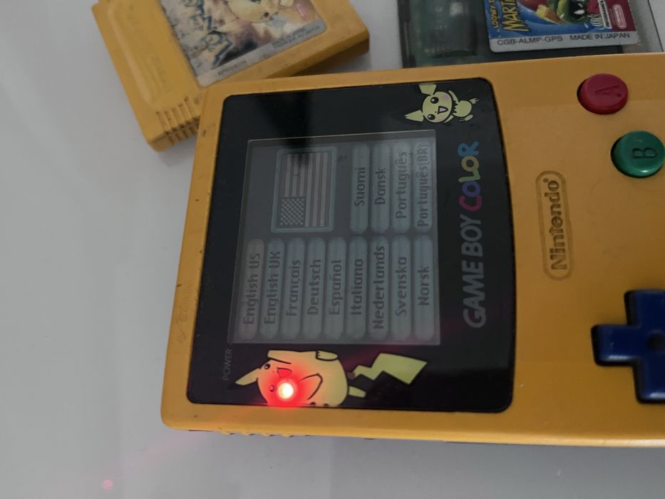 Gameboy Color Amarelo + Jogos