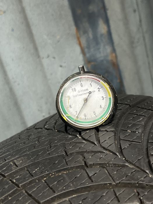 *komplet opon goodyear 224/40/18