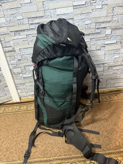 Туристичний рюкзак Bach 80-100 L
