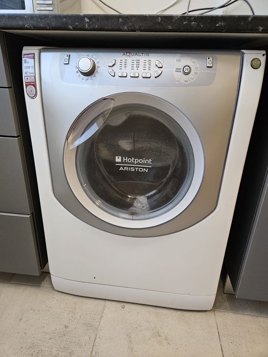 Máquina de lavar roupa Aqualtis