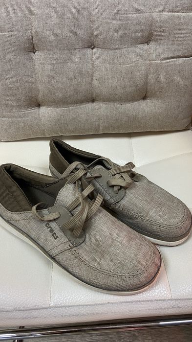 Чоловічі мокасини Crocs Dual Comfort, бежеві