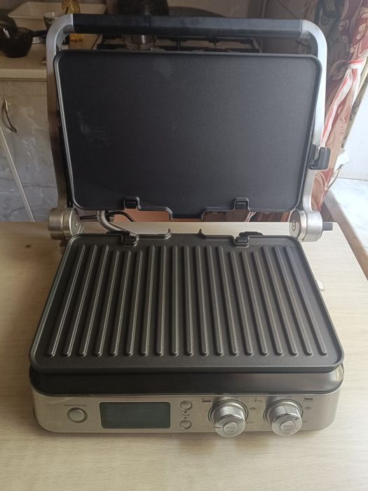 Электрогриль / Електрогриль DeLonghi CGH1030D
