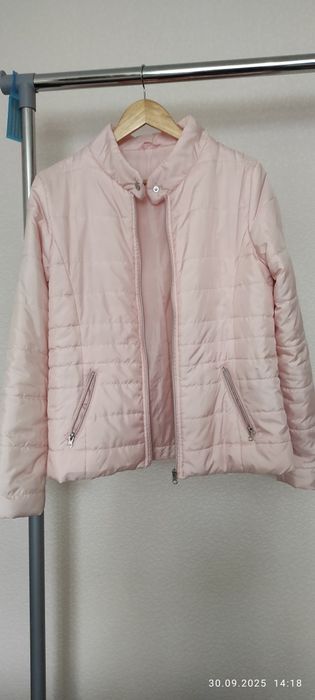 Куртка жіноча осіння