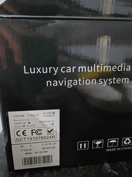 Mercedes sistema multimedia lcd 10.25  android system 8GB + 128GB  NTG 5.0