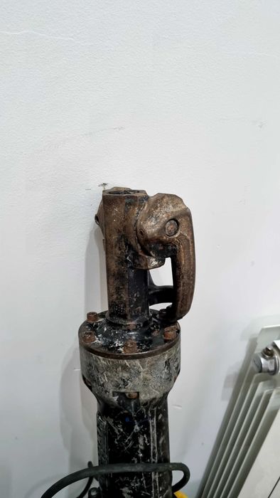 Martelo demolidor 16kg - 35kg