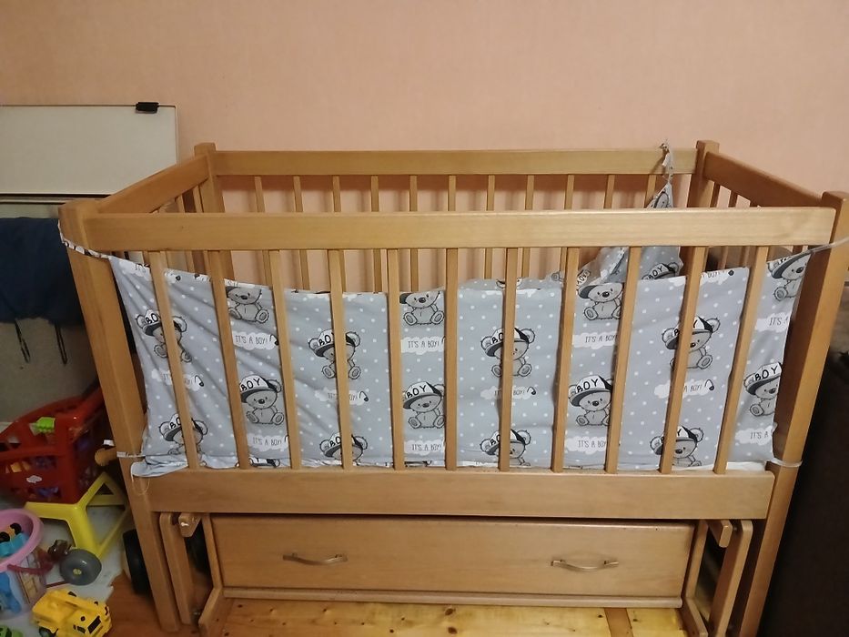 Продам дитяче ліжечко