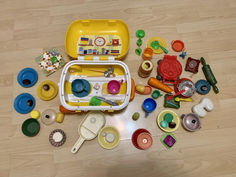 Набор дитячого посуду