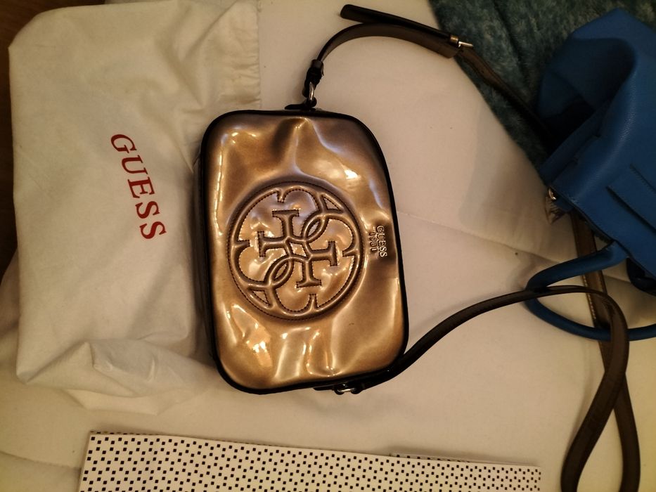 mala Guess Nova linda