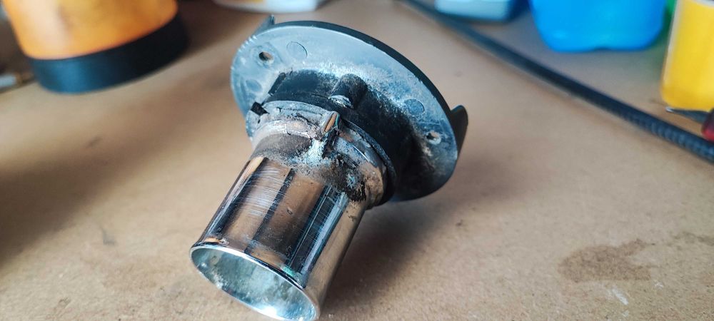 Wlew korek paliwa do łodzi jachtu