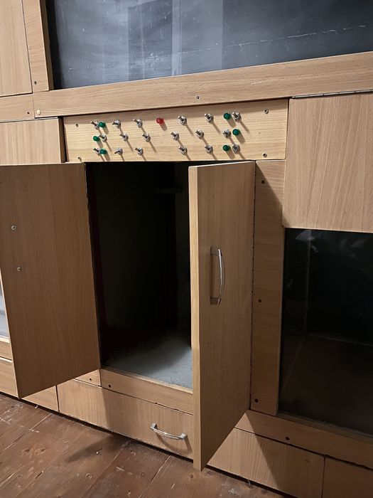 Акваріум/Стійка з 6 акваріумів