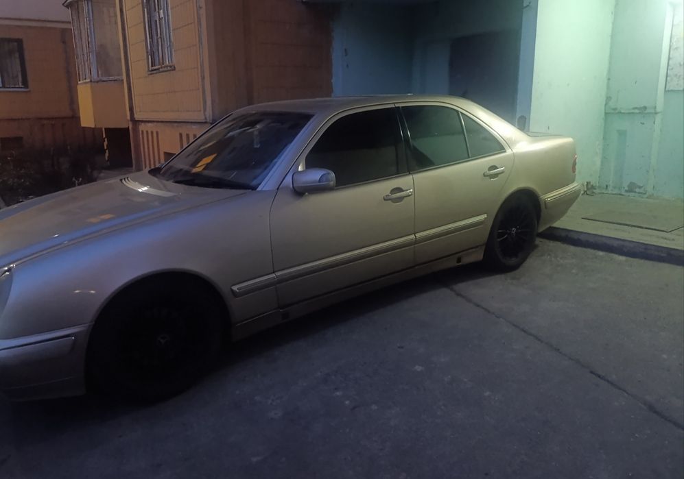 Продам Мерседес w210 рест