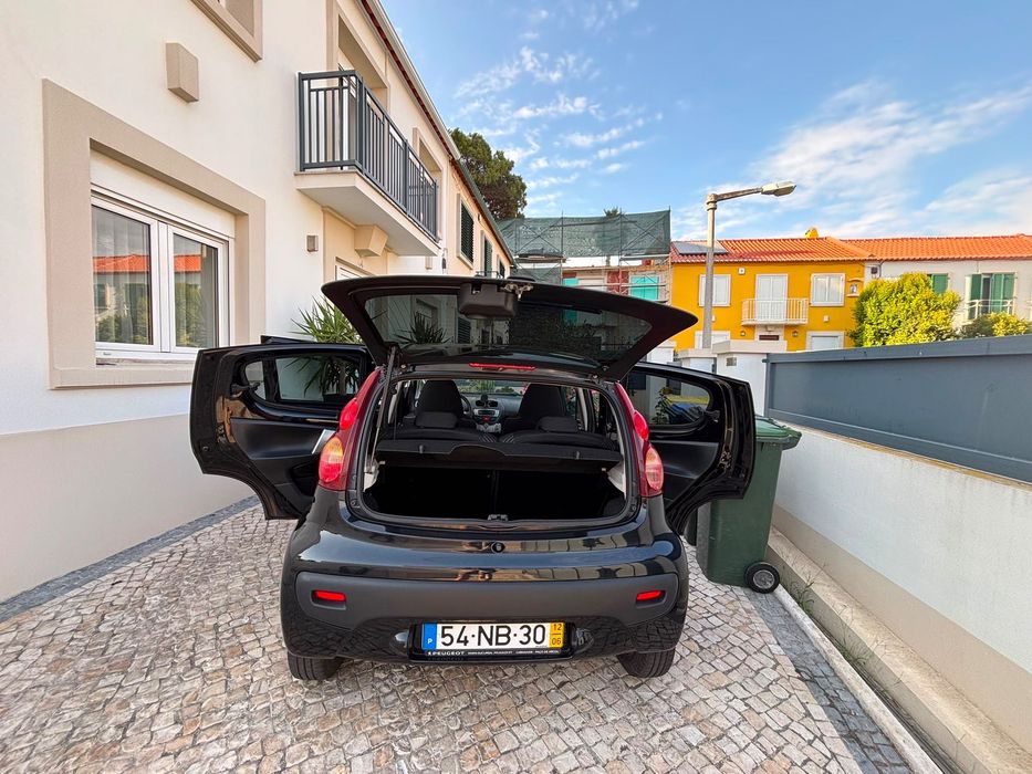 Carro Peugeot 107