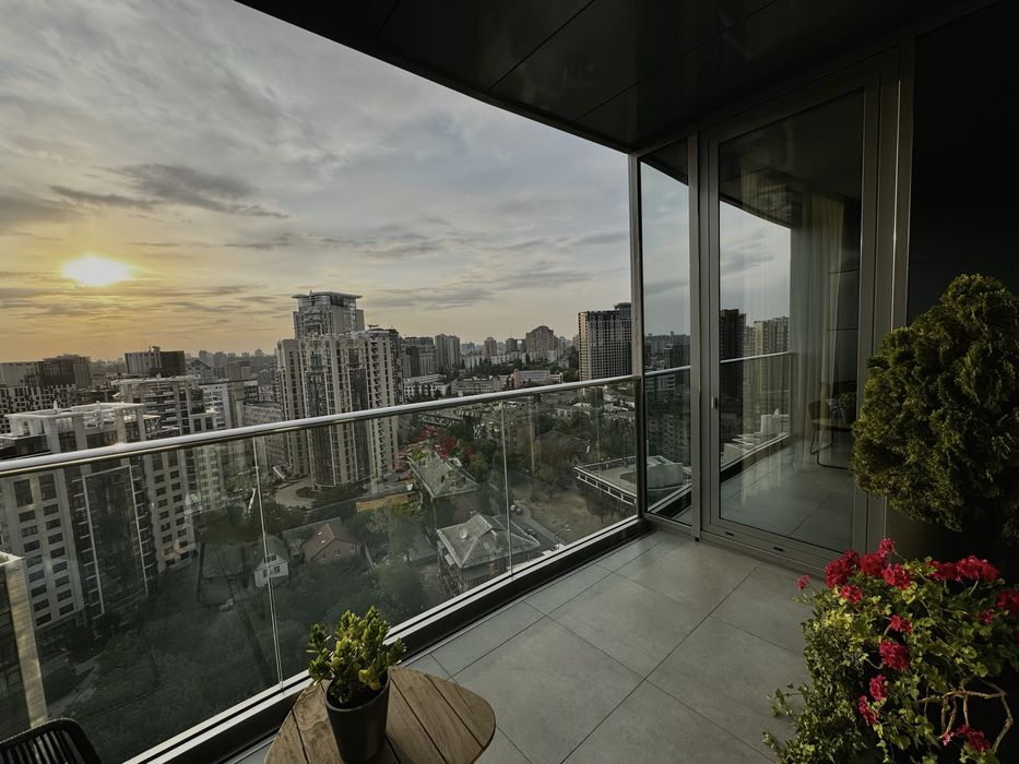 Taryan Towers видова 2к квартира з преміум ремонтом! Тарян