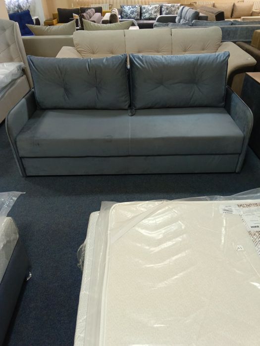 Продам диван новый