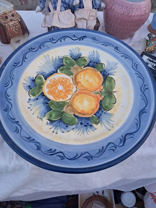 Prato grande pintado a mão