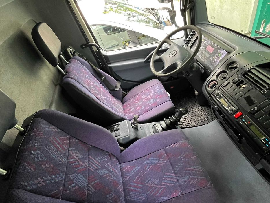 Mercedes-Benz Autolaweta 2004 rok silnik 4,2