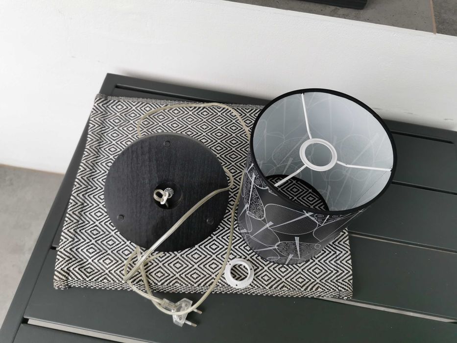 Piękny abażur lampka