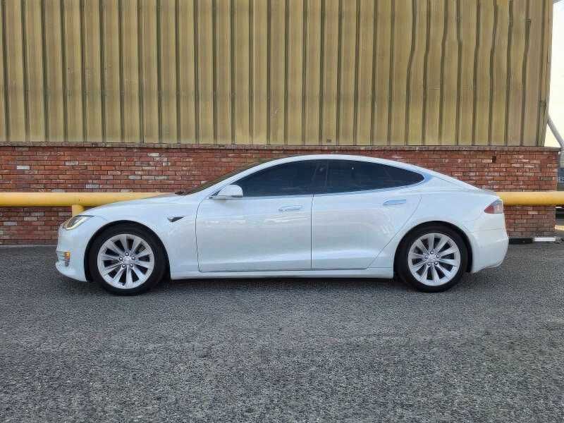 2019 Tesla Model S Extended Range