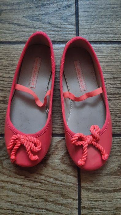 Lakierowane baleriny Zara r. 29