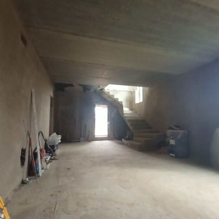 Продаж будинку 230 кв.м на ділянці 7,5 с