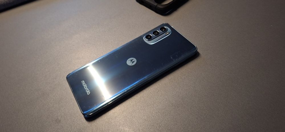 Sprzedam telefon Motorola G52