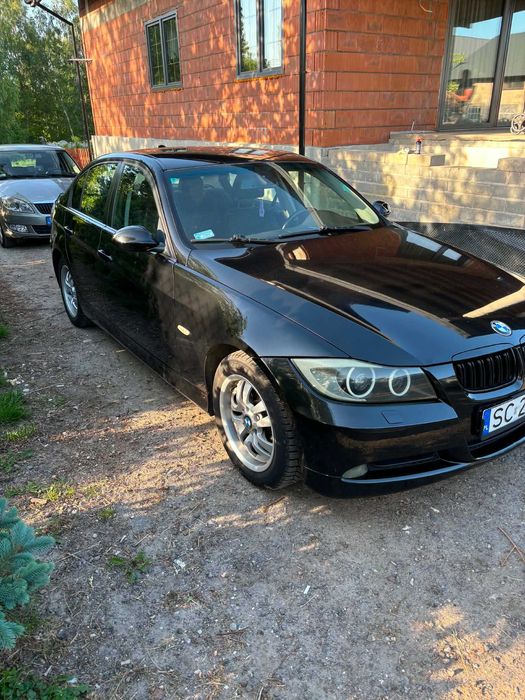 BMW E90 320i benzyna (pewne auto)