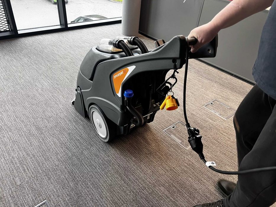 Pranie wykładzin biurowych, tapicerki