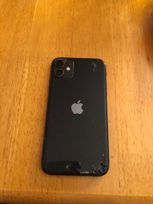 iPhone 11 de 64 gb preto