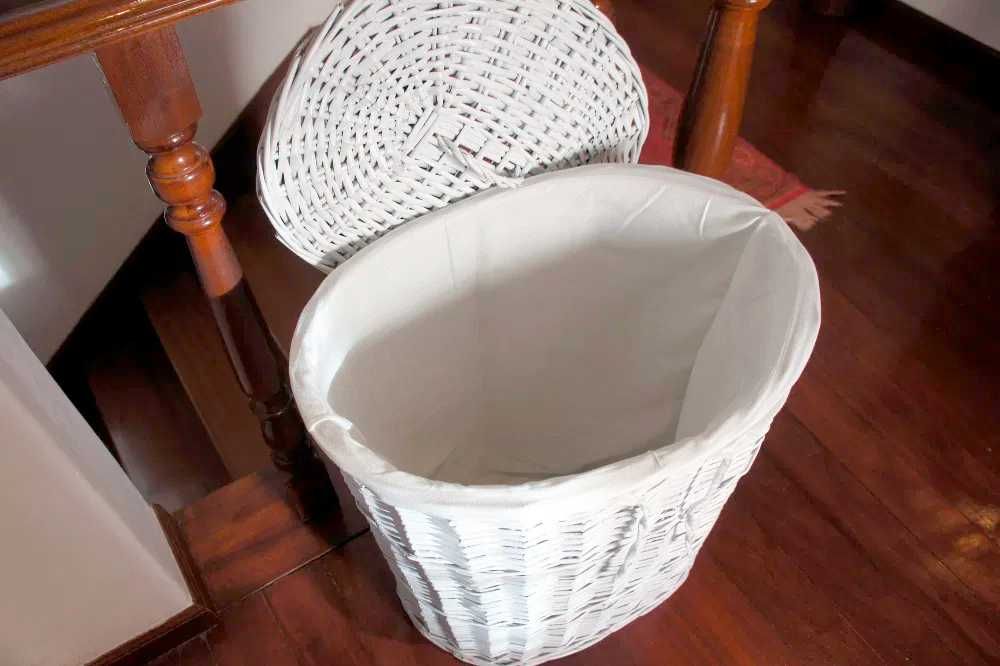 Cesto Roupa em Vime Branco