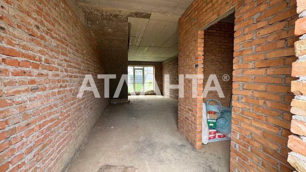 Продаж Танхауса  У Хотові, вигідна ціна. Обухівського району.