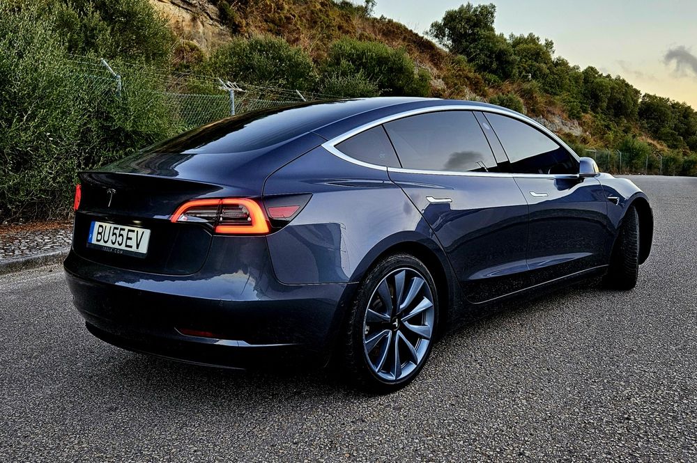Tesla Model 3, Standard Range, 73000 kms