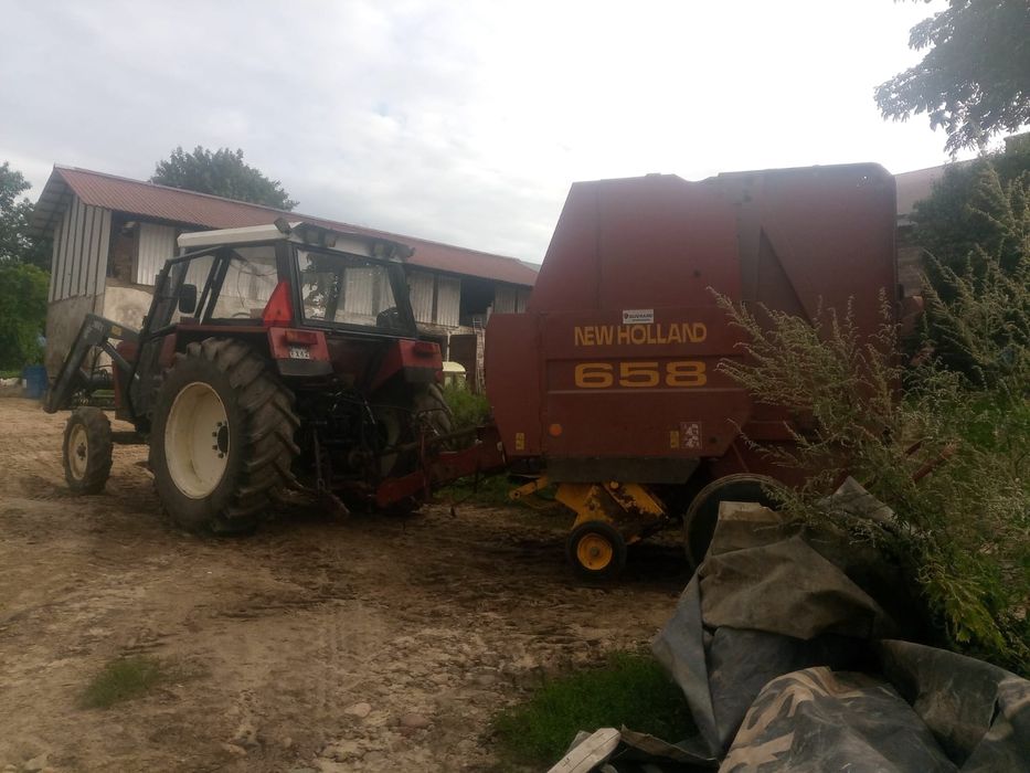 Prasa rolująca pasowa new holland