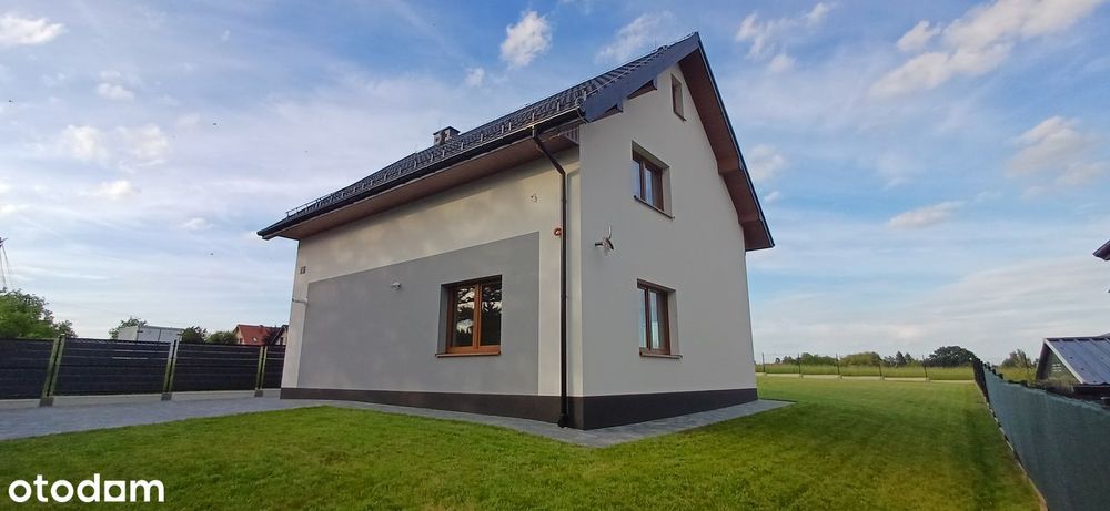 Nowy dom wolnostojący Szyce 170 m2 działka 8,46 ar ogrodzenie kominek