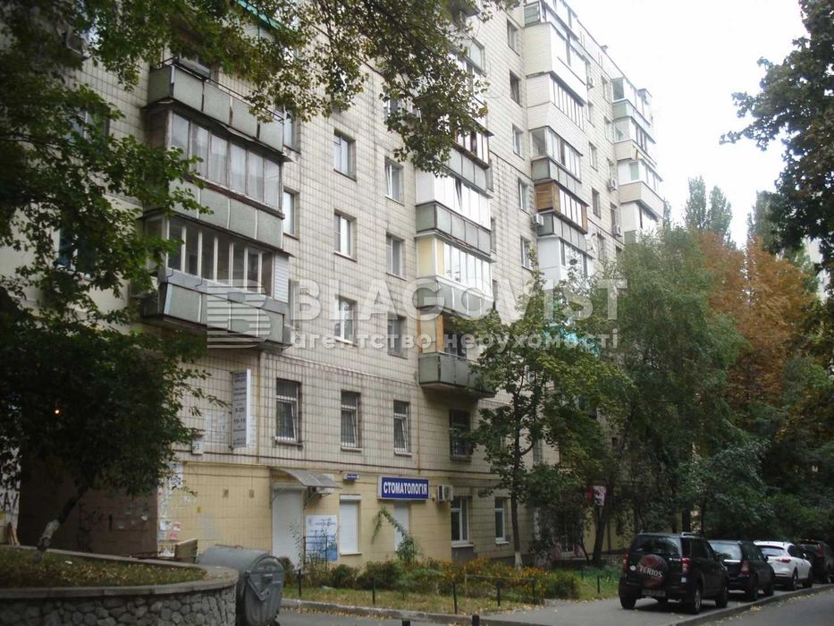 вул Підгірна 3 метро Лук'янівська  Татарка